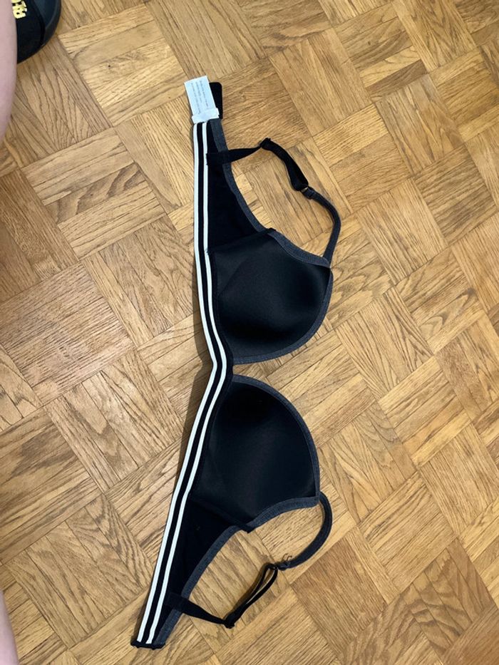 Soutien gorge noir 95 C - photo numéro 2