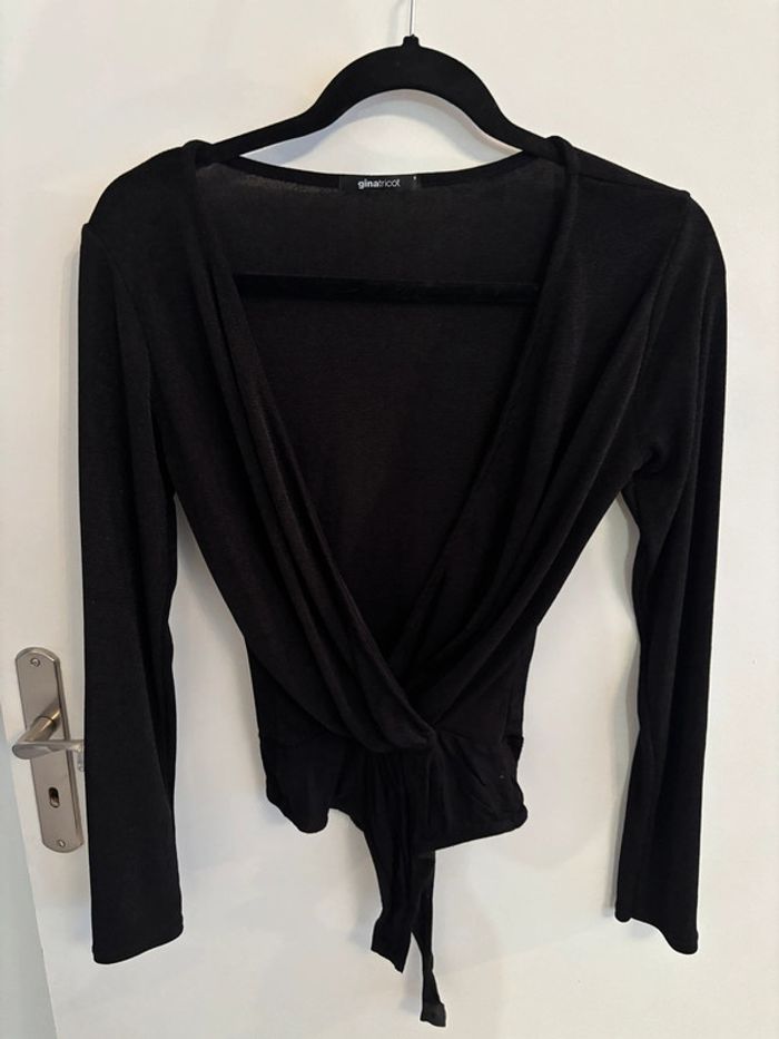 Body string noir