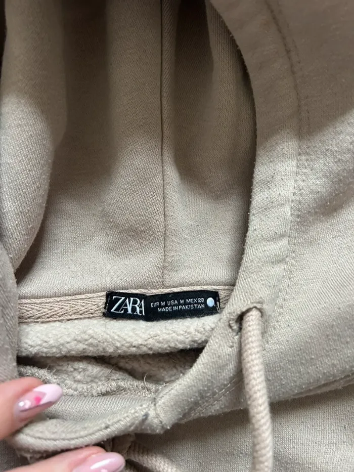 Pull court à capuche - photo numéro 3