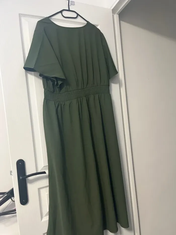 Robe longue 3XL shein curvy kaki très bon état - photo numéro 8