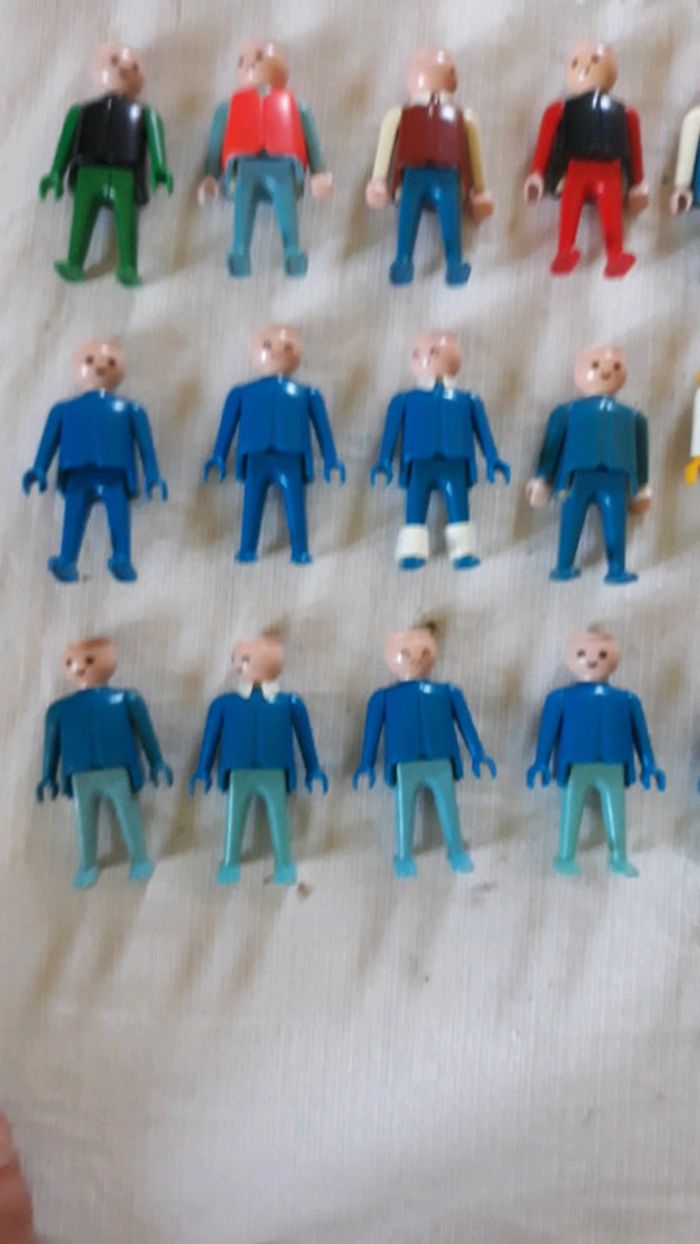 Lot de 35 personnages playmobil - photo numéro 3