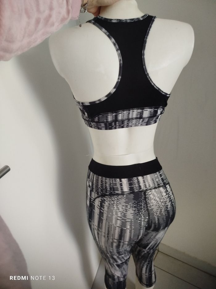 #kytieLfemme. Ensemble de sport taille L - photo numéro 6