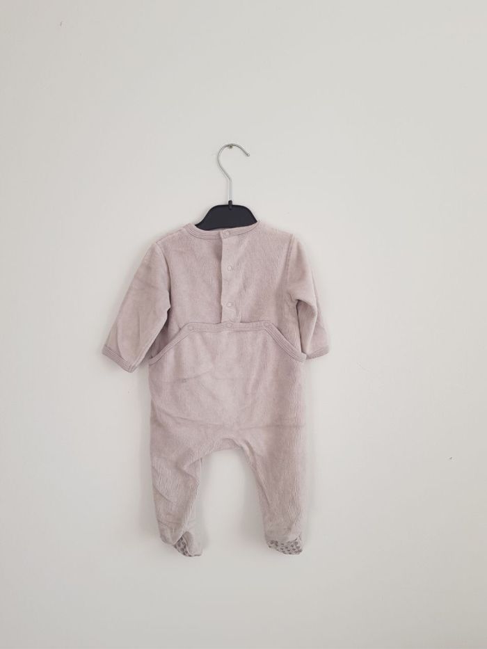 Pyjama en velours taille 6mois - photo numéro 4