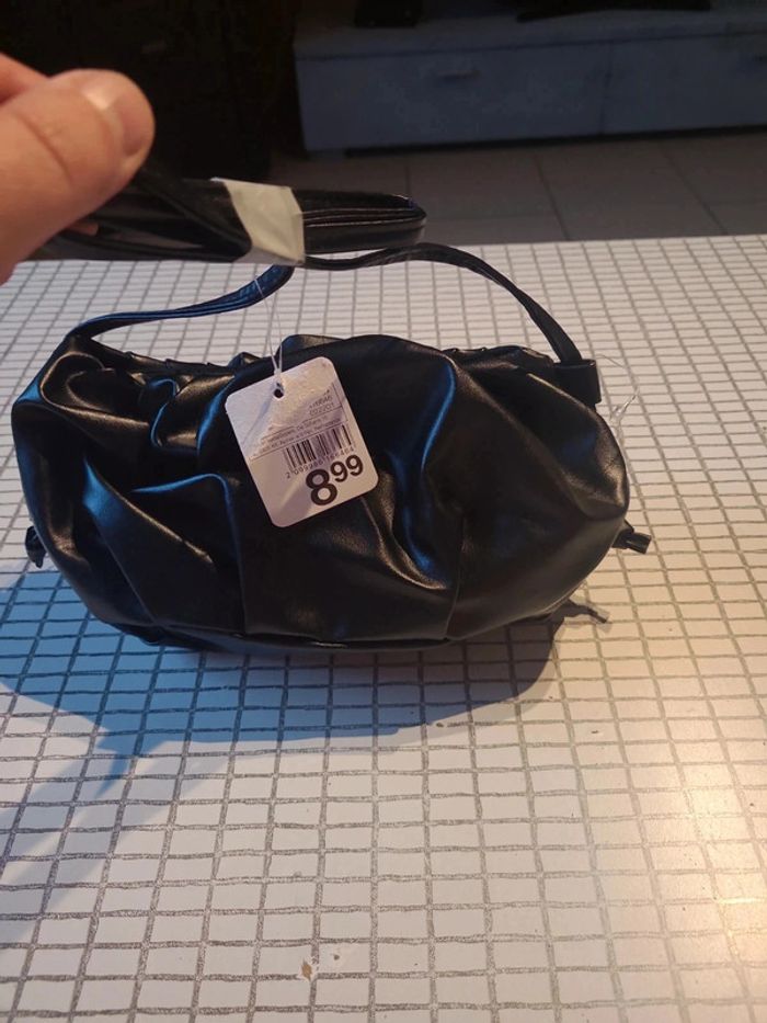 Petit sac en bandouillère noire - photo numéro 2