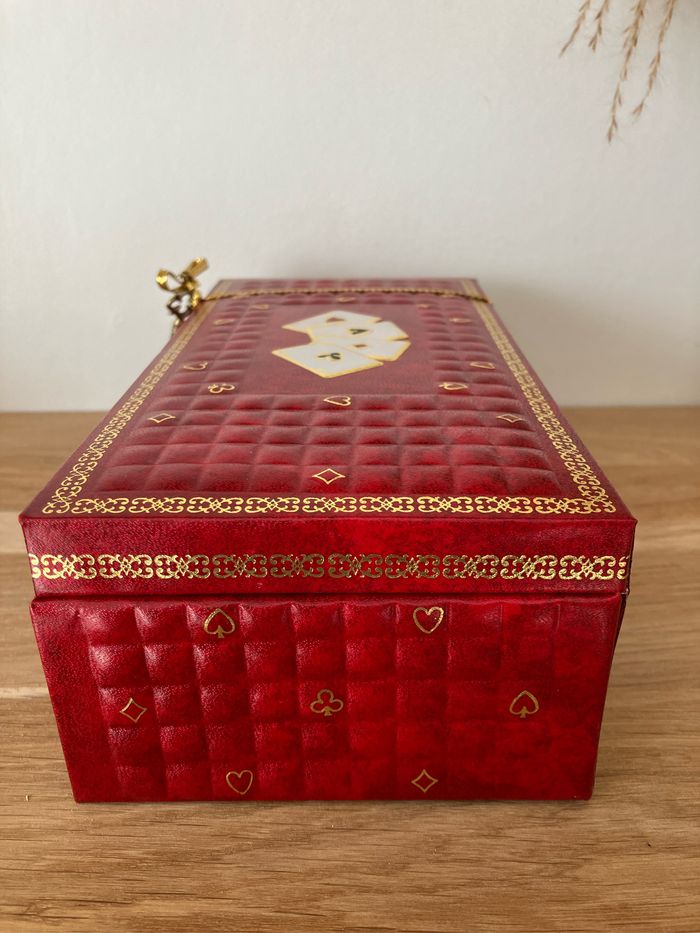 Vintage-Très belle boîte vide rouge-Effet matelassé pour cartes - photo numéro 4