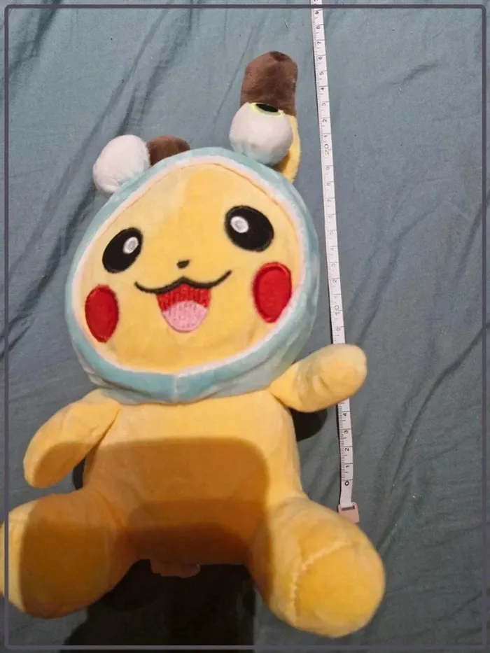 Peluche pikachu bonnet bleu - photo numéro 3