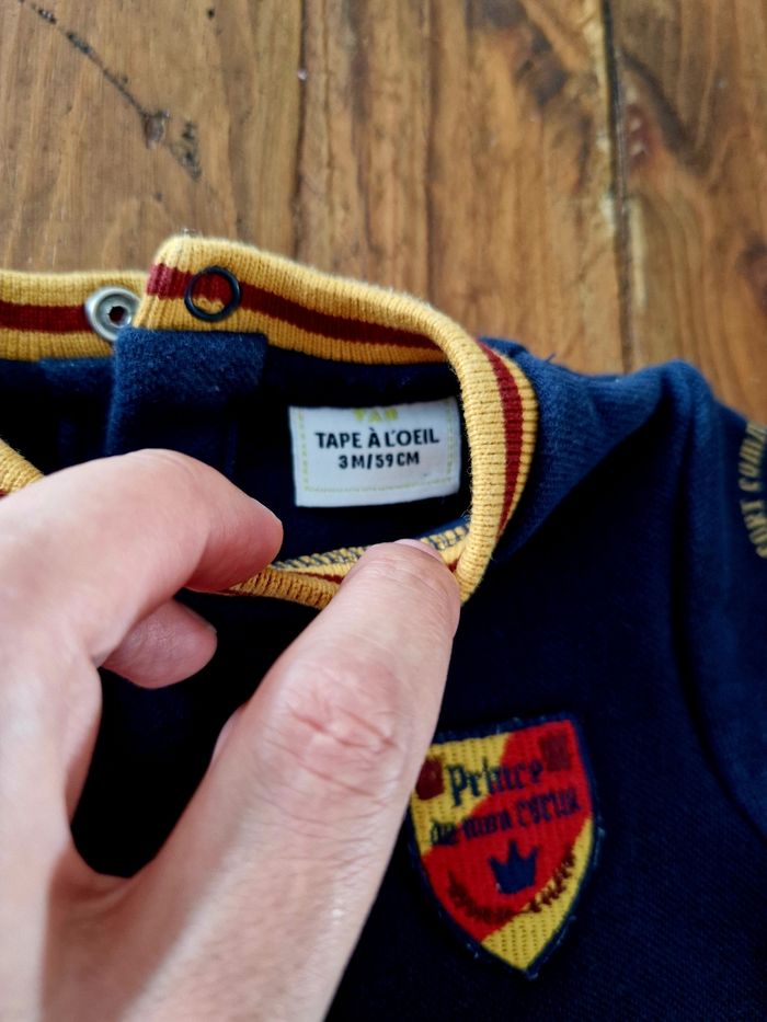 Pull Tape à l´œil 3 mois - photo numéro 2