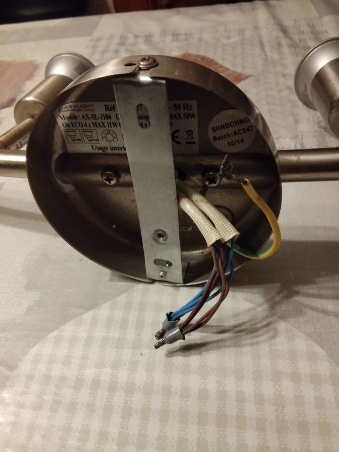 PLAFONNIER EN MÉTAL GRIS 4 SPOTS LED POUR CUISINE - photo numéro 4