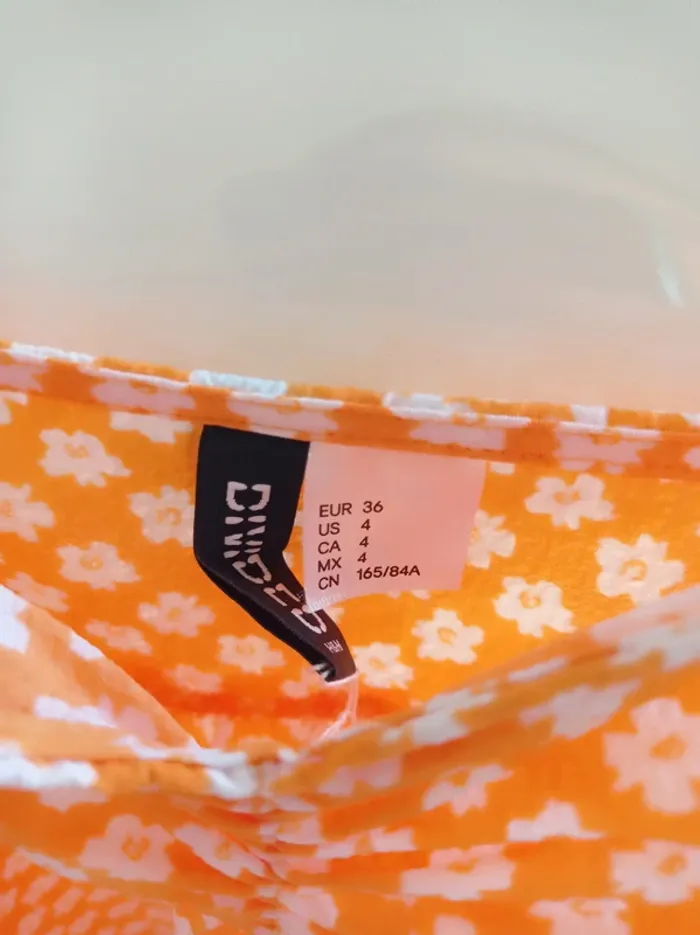 Magnifique robe jaune et blanche bretelles fines imprimé fantaisie fleurs T.36 H&M - photo numéro 4