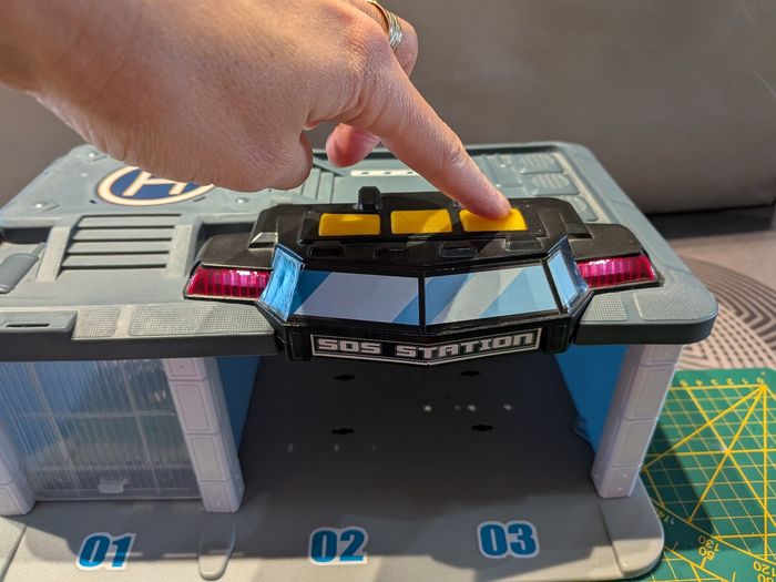 Centre de secours : pompiers police ambulance - photo numéro 3