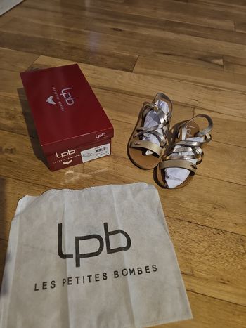 👡 Sandales LPB Les Petites Bombes doré métal ✨ cuir – NEUVES – 35 – tote bag inclus