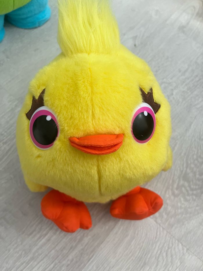 Lot de 2 peluches toys story 4 comme neuves - photo numéro 2