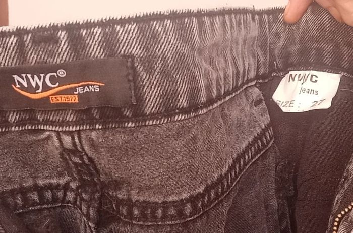 Jean large noir taille 27 (36/38) - photo numéro 6