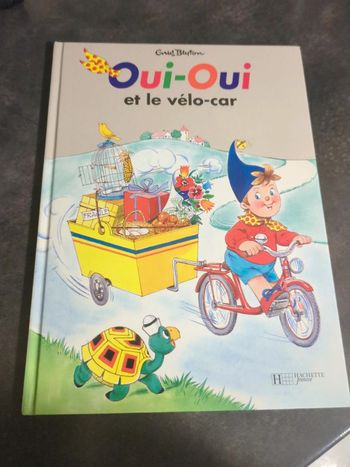 Livre oui oui et le vélo car