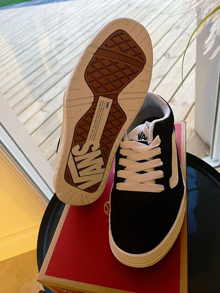 Vans hylane - taille 36.5