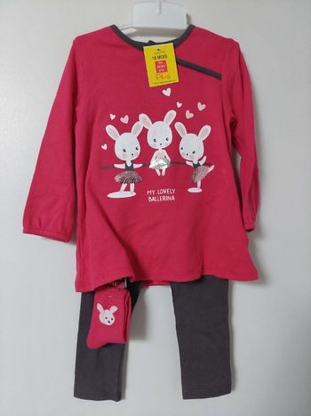 Ensemble fille 18 mois neuf