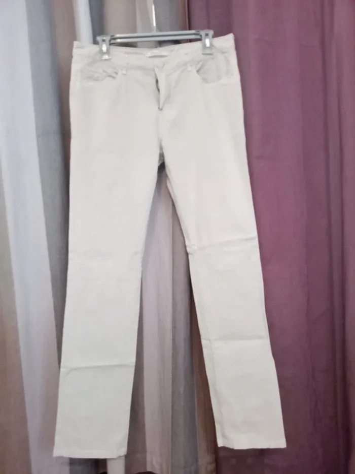 Jean's