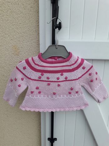 Pull bébé filles en taille 3 mois