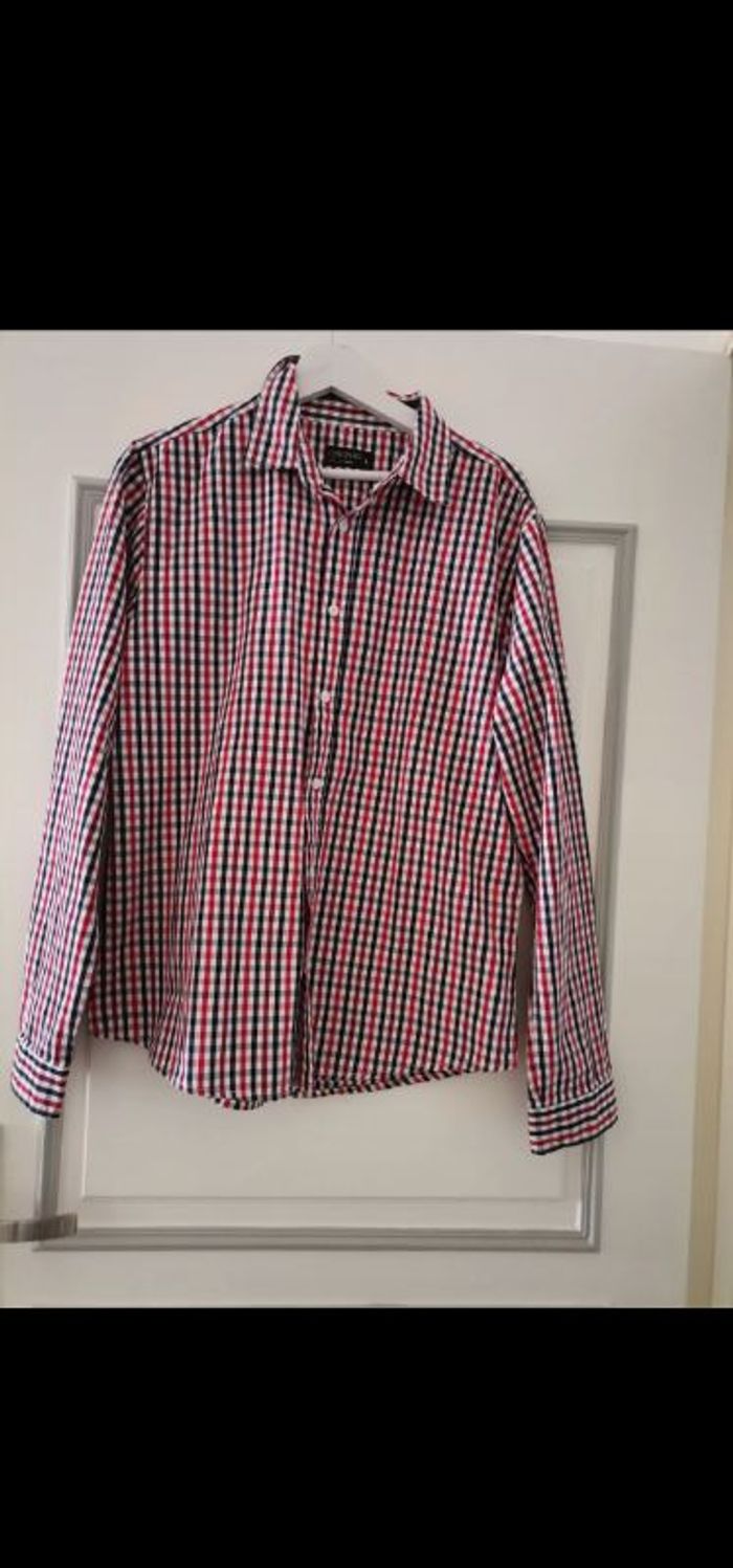 Chemise à carreaux
