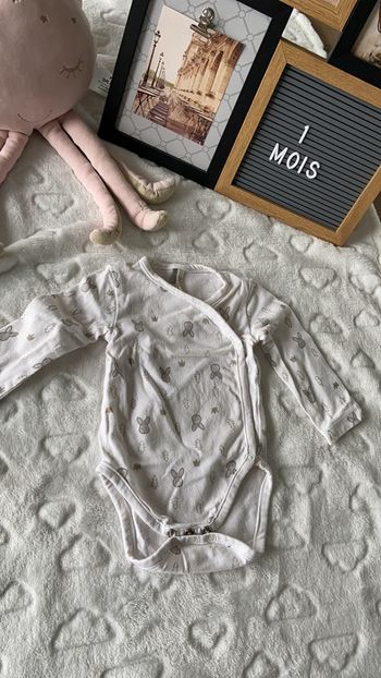 Body 1 mois manche longue