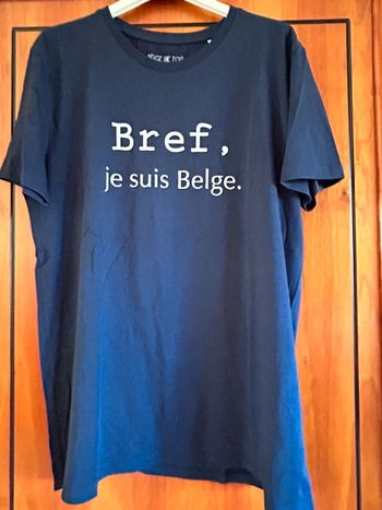 T-shirt marine 38-40 Belge une fois