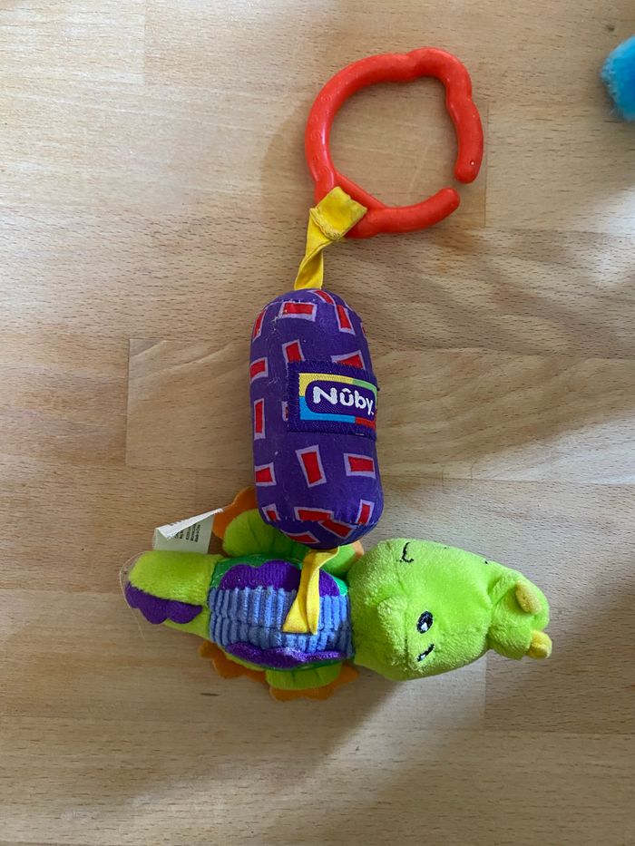 Nuby crocodile avec grelot - photo numéro 2