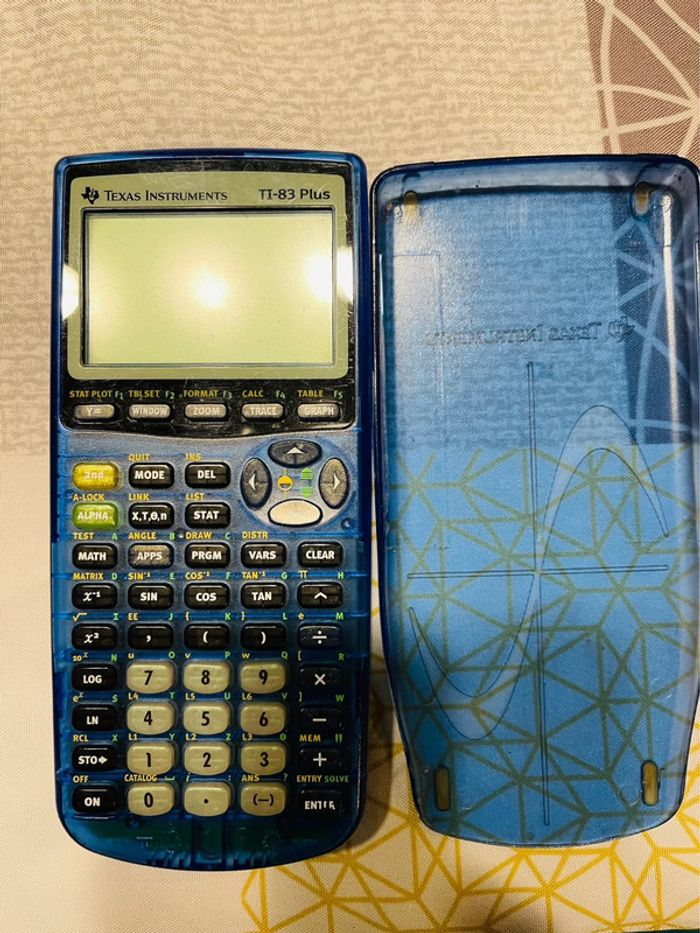 Calculatrice Texas Instruments TI 83 plus.