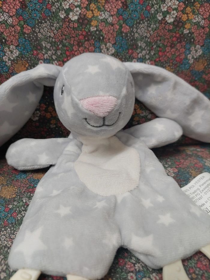 #4 Doudou lapin gris et étoiles Action - photo numéro 2