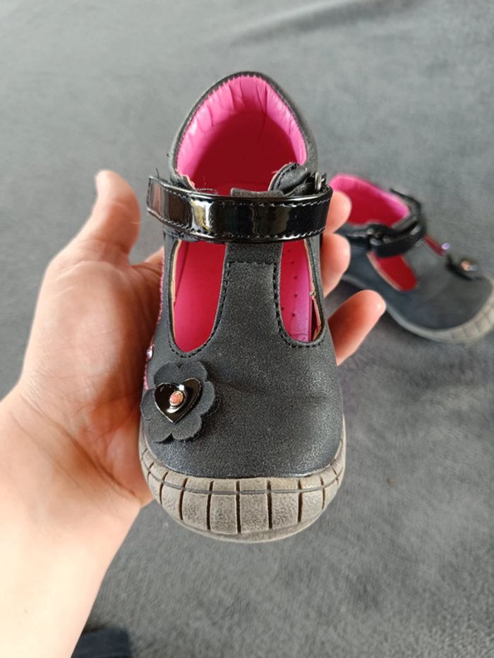 Chaussures Fille Pointure 23 fleurs Nini & Girls - photo numéro 2
