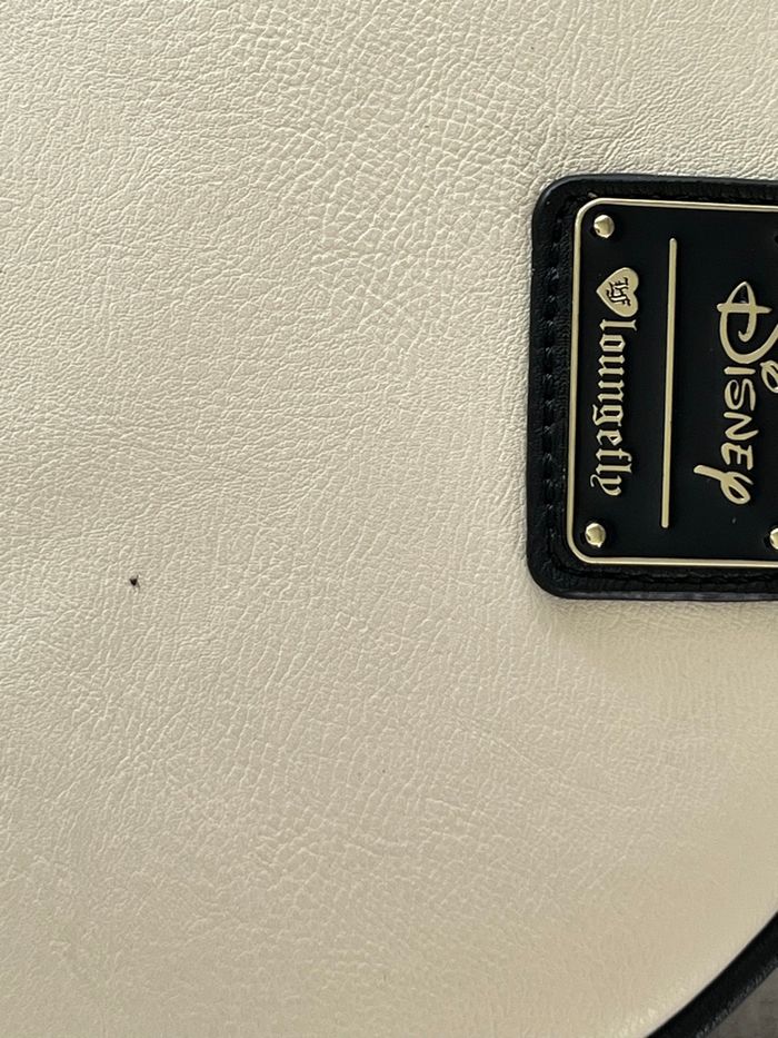 Sac bandoulière Loungefly Mickey horloge - photo numéro 9