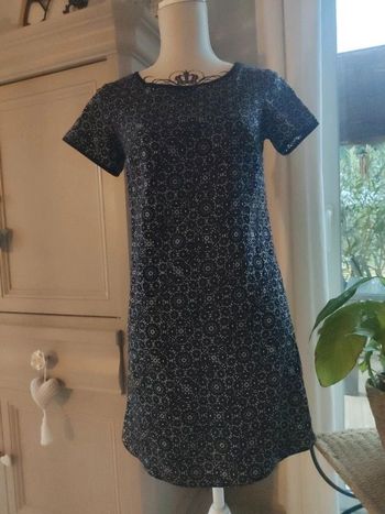 Robe imprimé légère new look taille 36 Neuve