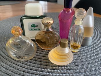 Lot 7 miniatures parfums diverses