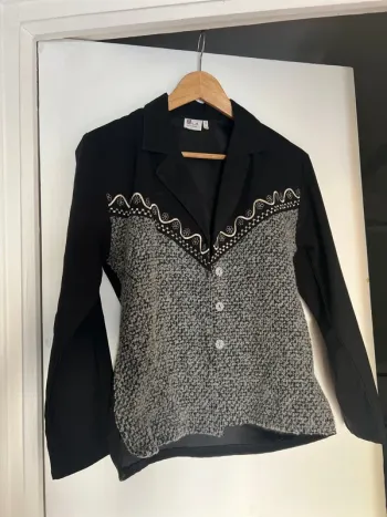 Superbe veste vintage - taille S - très bon état - super original - très qualitative