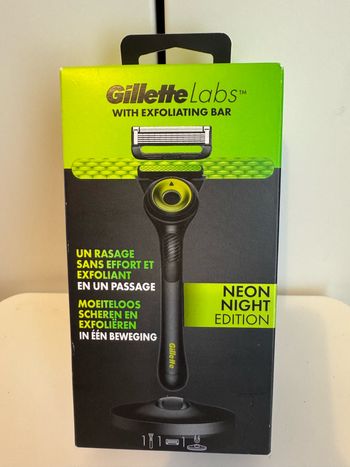 Gillette’s labs avec support et recharges