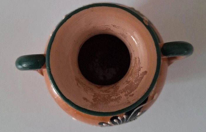 Petit vase en tetre cuite au décor peint - photo numéro 3