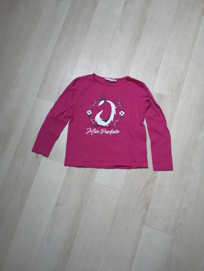 Lot tee shirt 8ans - photo numéro 5