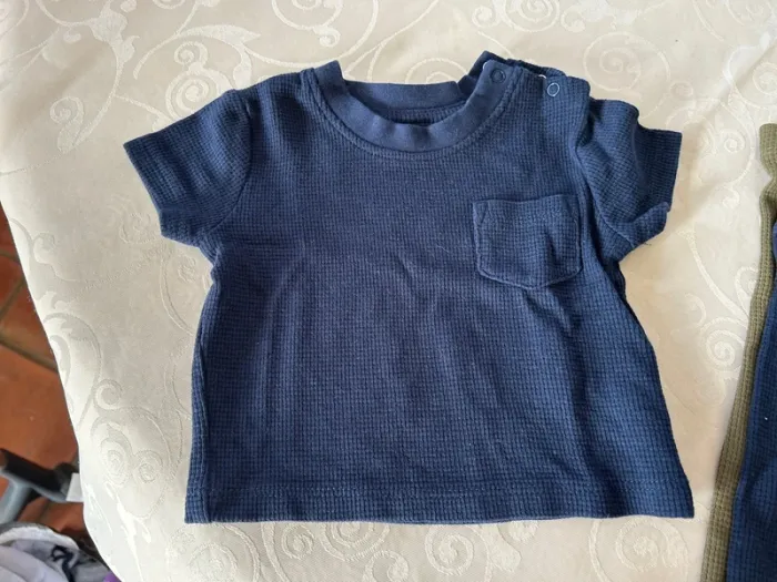 Lot teeshirt + pantalons bébé garçon Primark - 1/3 mois - photo numéro 5