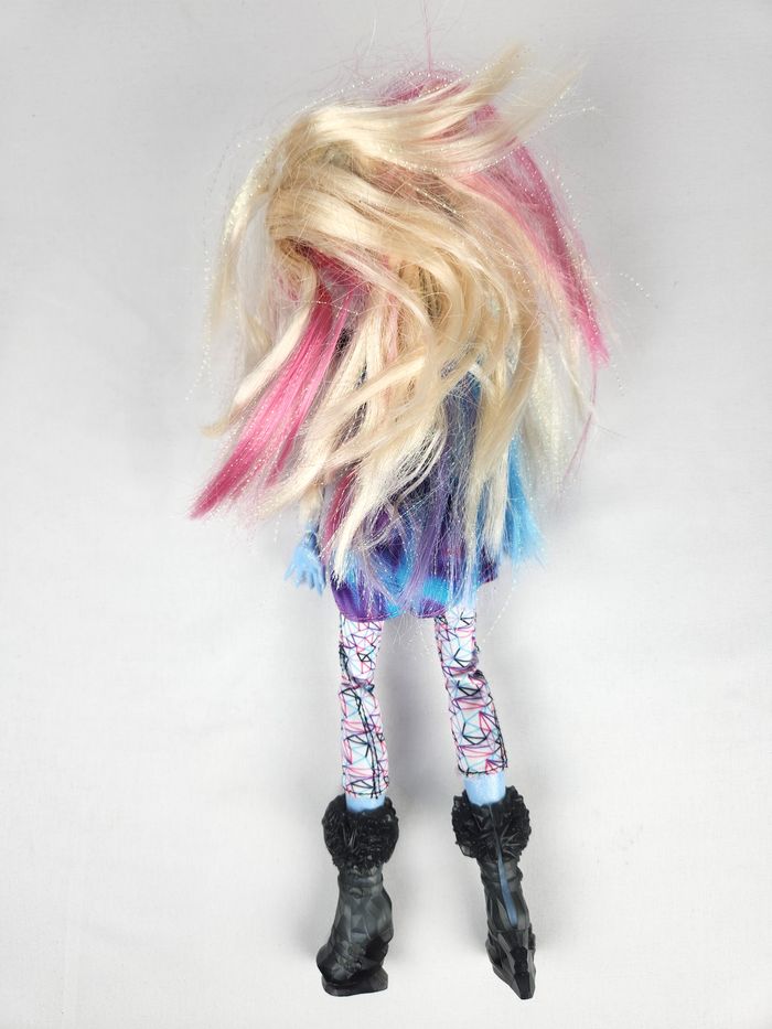 Poupée Monster High Abbey Bominable Rare - photo numéro 5