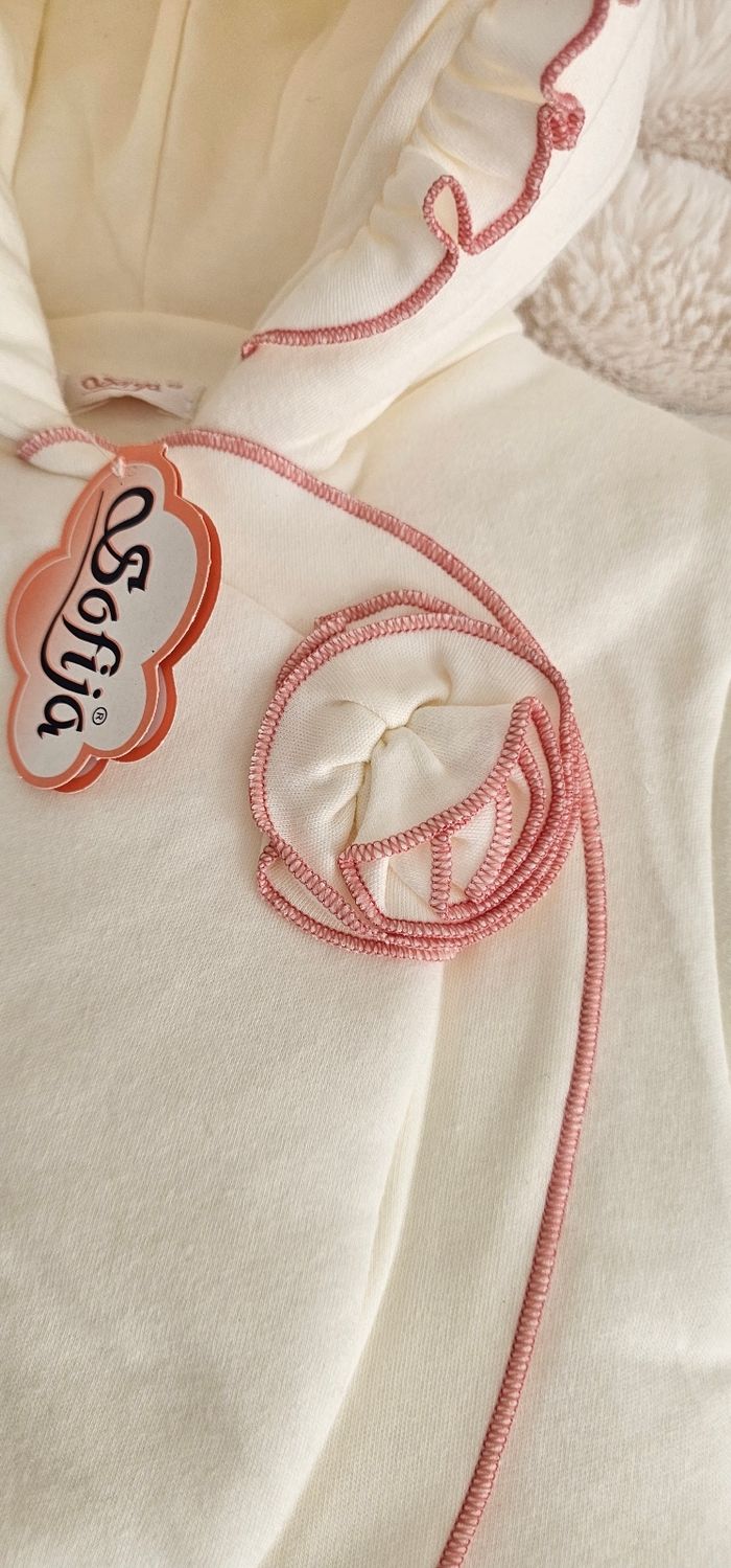 Magnifique combinaison d'hiver bébé fille ourson a strass Neuf - photo numéro 3