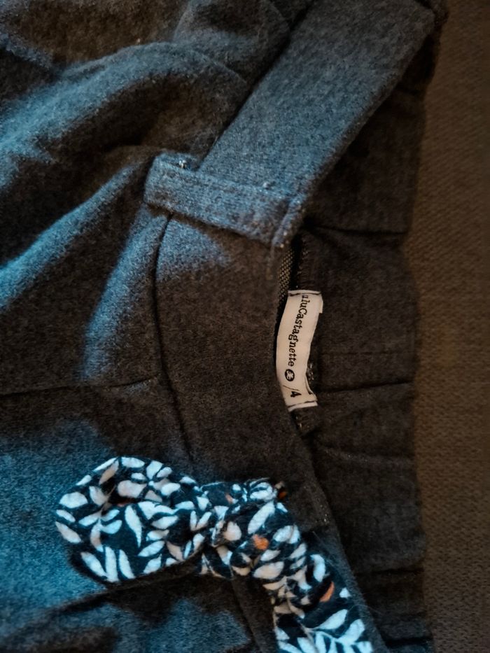Short gris - photo numéro 2