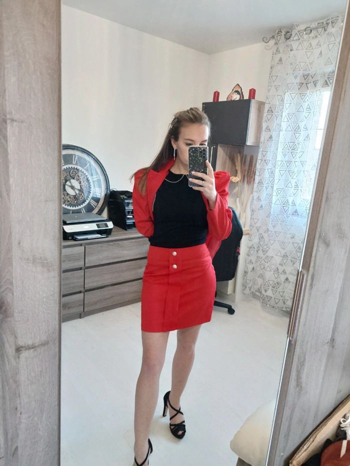 Ensemble rouge jupe + blazer femme taille S - photo numéro 2