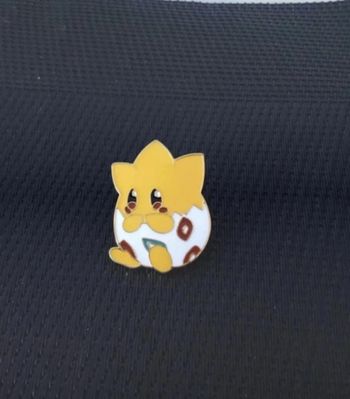 Pin’s Togepi Togetic Pokémon broche en très bon état