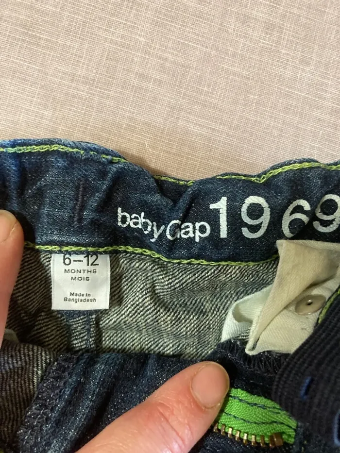 👖 Jean bébé BabyGap 6-12 mois – motif robot 🤖 - photo numéro 4