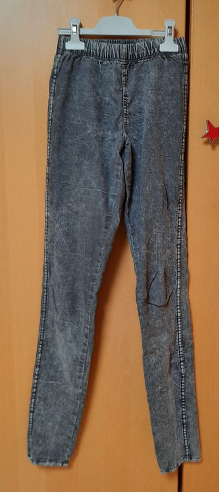 Jegging gris 34 Bershka