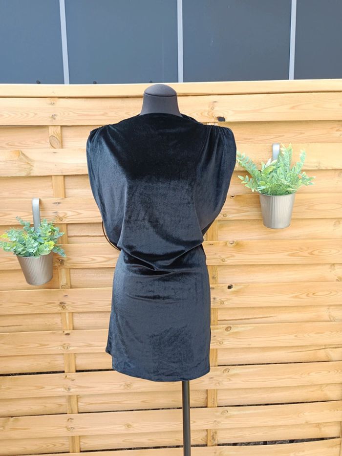 Robe noire neuve taille S