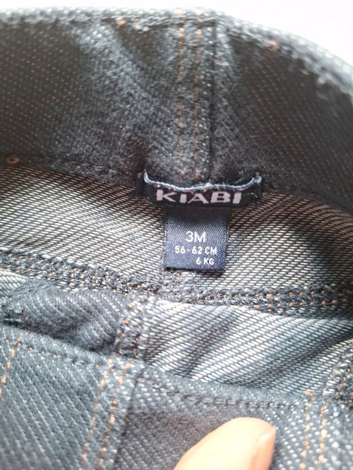 Lot 2 jeans 3 mois - photo numéro 4