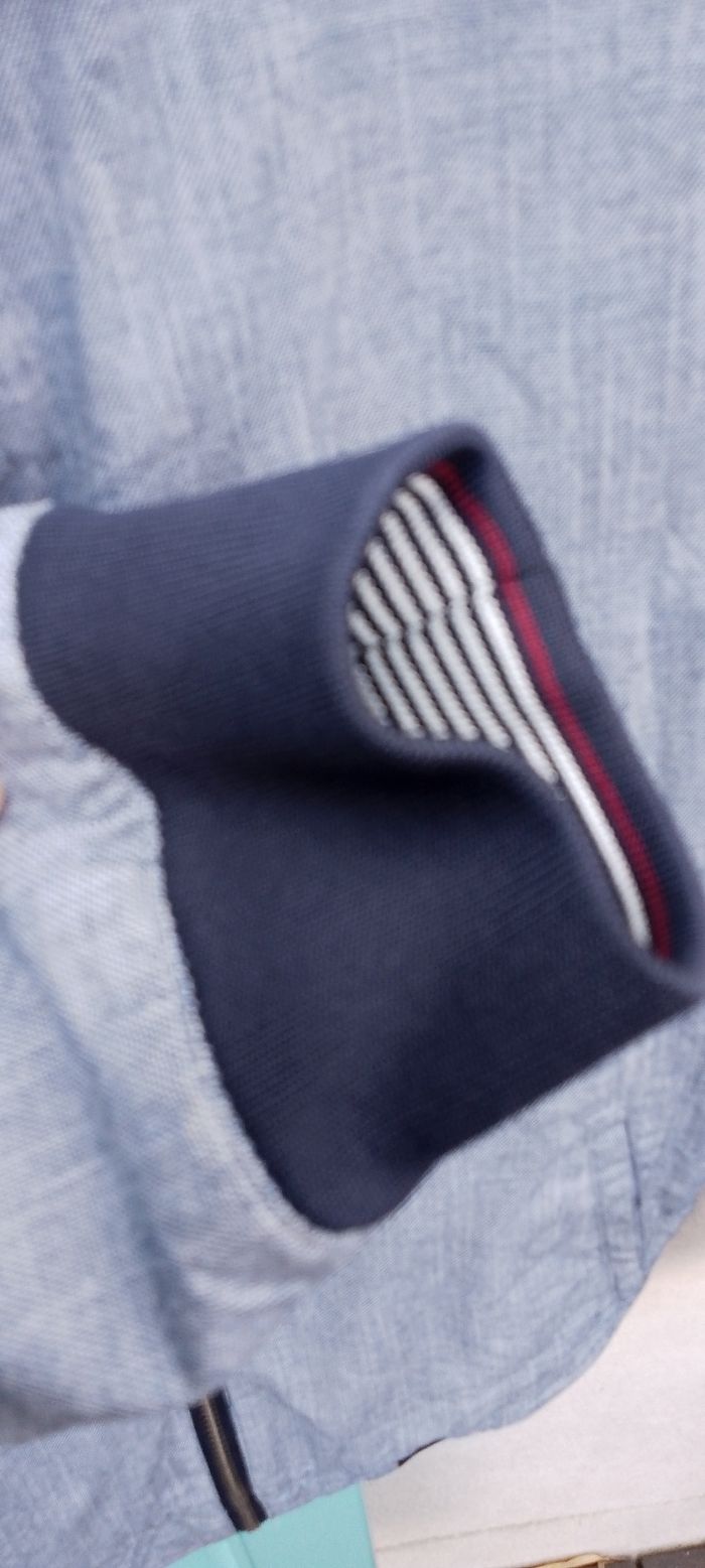 Joli blouson style teddy jules . taille S. Doublé. poches extérieures et 1 intérieure . Très bon état - photo numéro 6