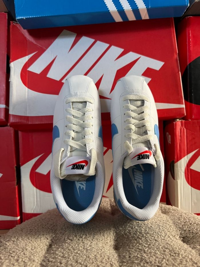 Basket Nike Cortez W full cuir taille 36 - photo numéro 6