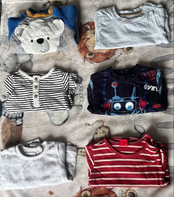 Lot de 3 t-shirts manches longues & 3 pulls taille 3 mois 