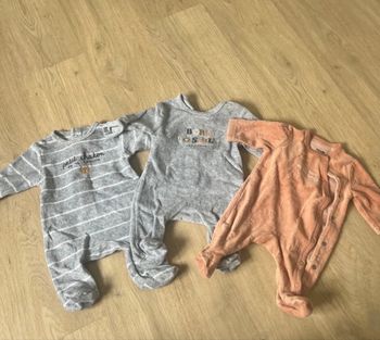 Lot de 3 pyjamas 1 mois n